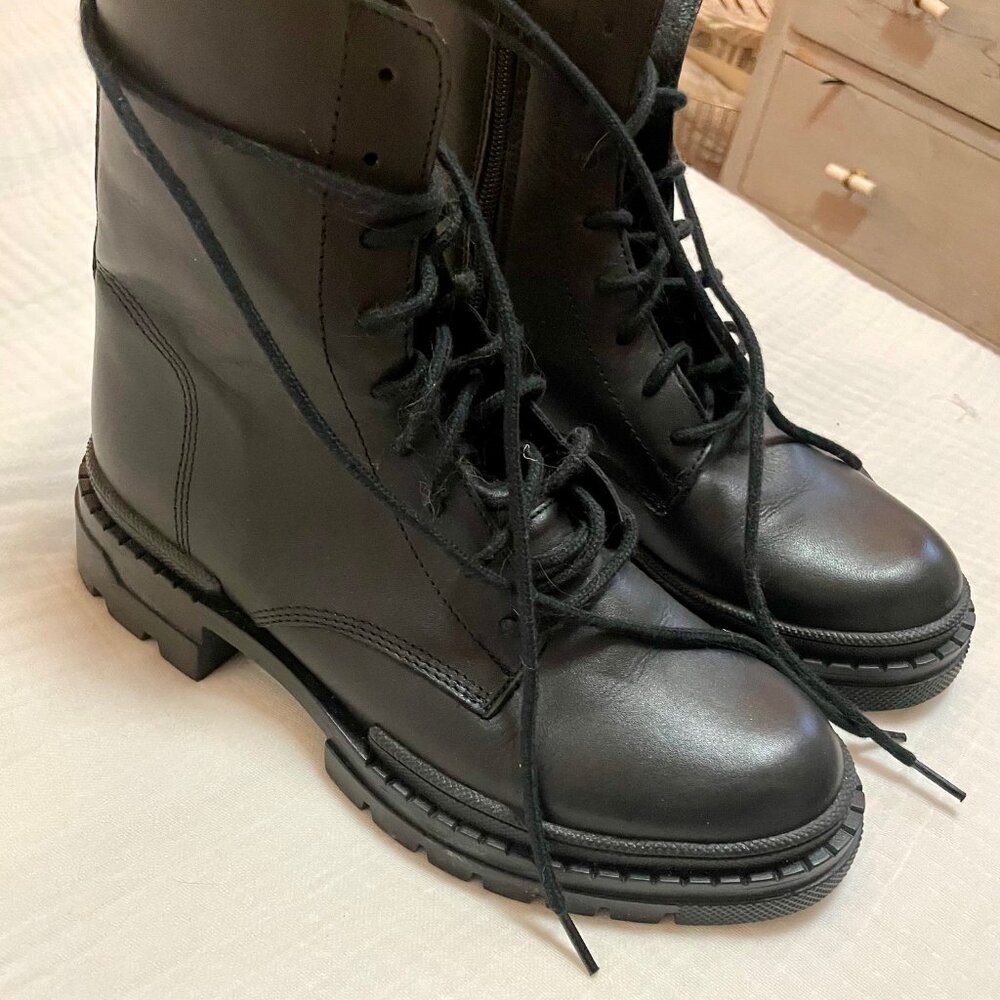 Steve Madden Jamisyn Lace-Up Boot Size 11 - image 5